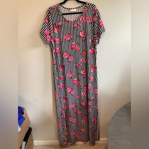 ⭐️3 for $12⭐️ Bobbie Brooks Maxi Dress